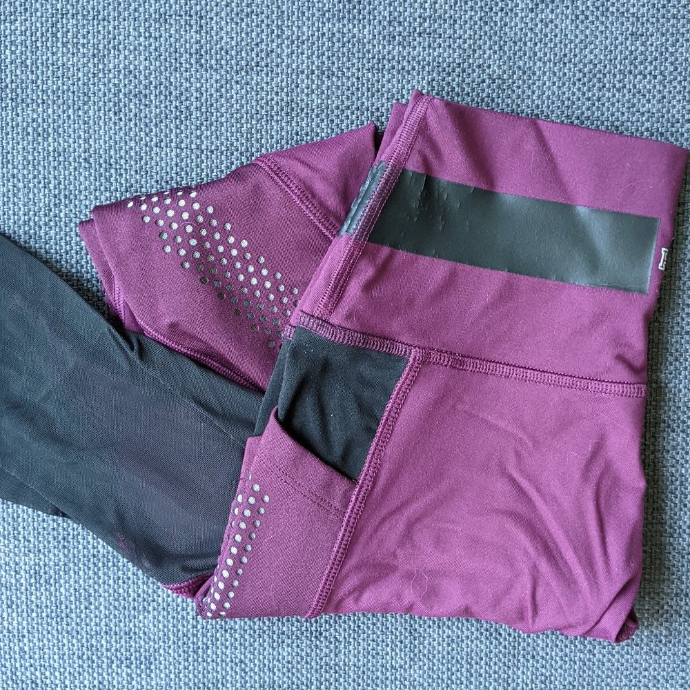 *3/$30* VS PINK Ultimate High Waist Mesh Legging